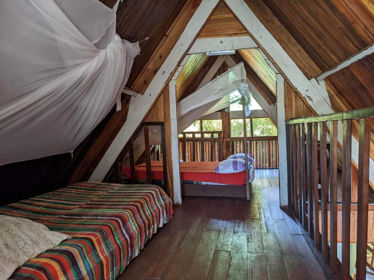 Les Acacias Bungalows Manambolo Buitenkant foto
