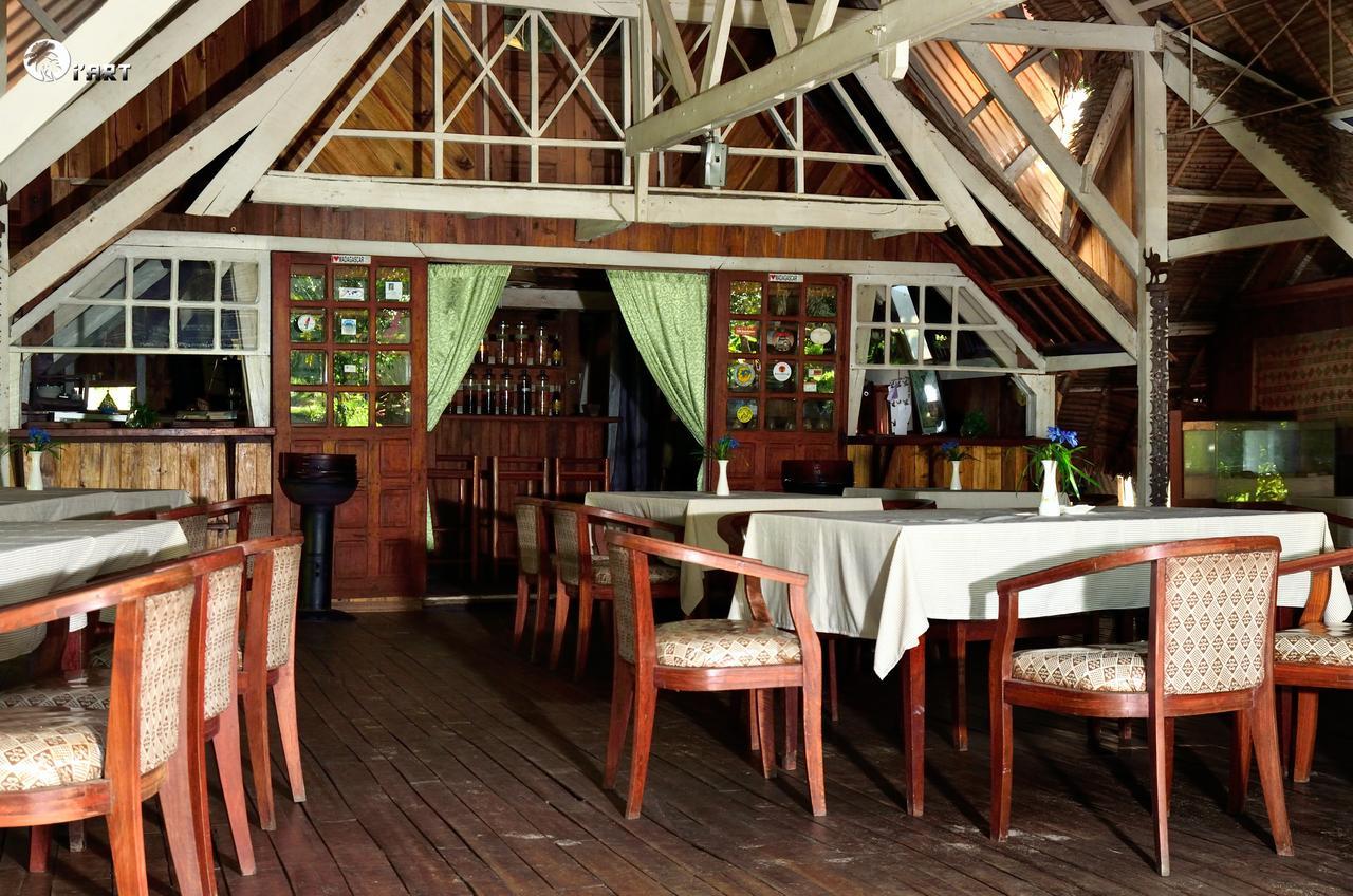 Les Acacias Bungalows Manambolo Buitenkant foto