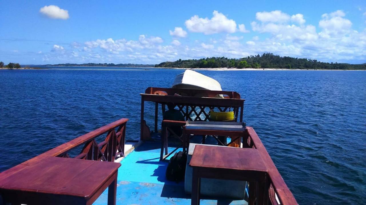 Les Acacias Bungalows Manambolo Buitenkant foto